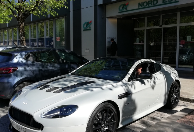 Aston Martin V12 Vantage S AMR