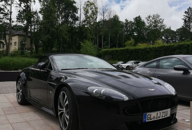 Aston Martin V12 Vantage S Roadster