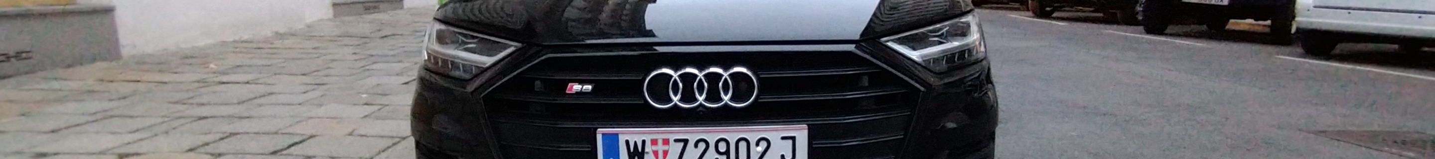 Audi S8 D5