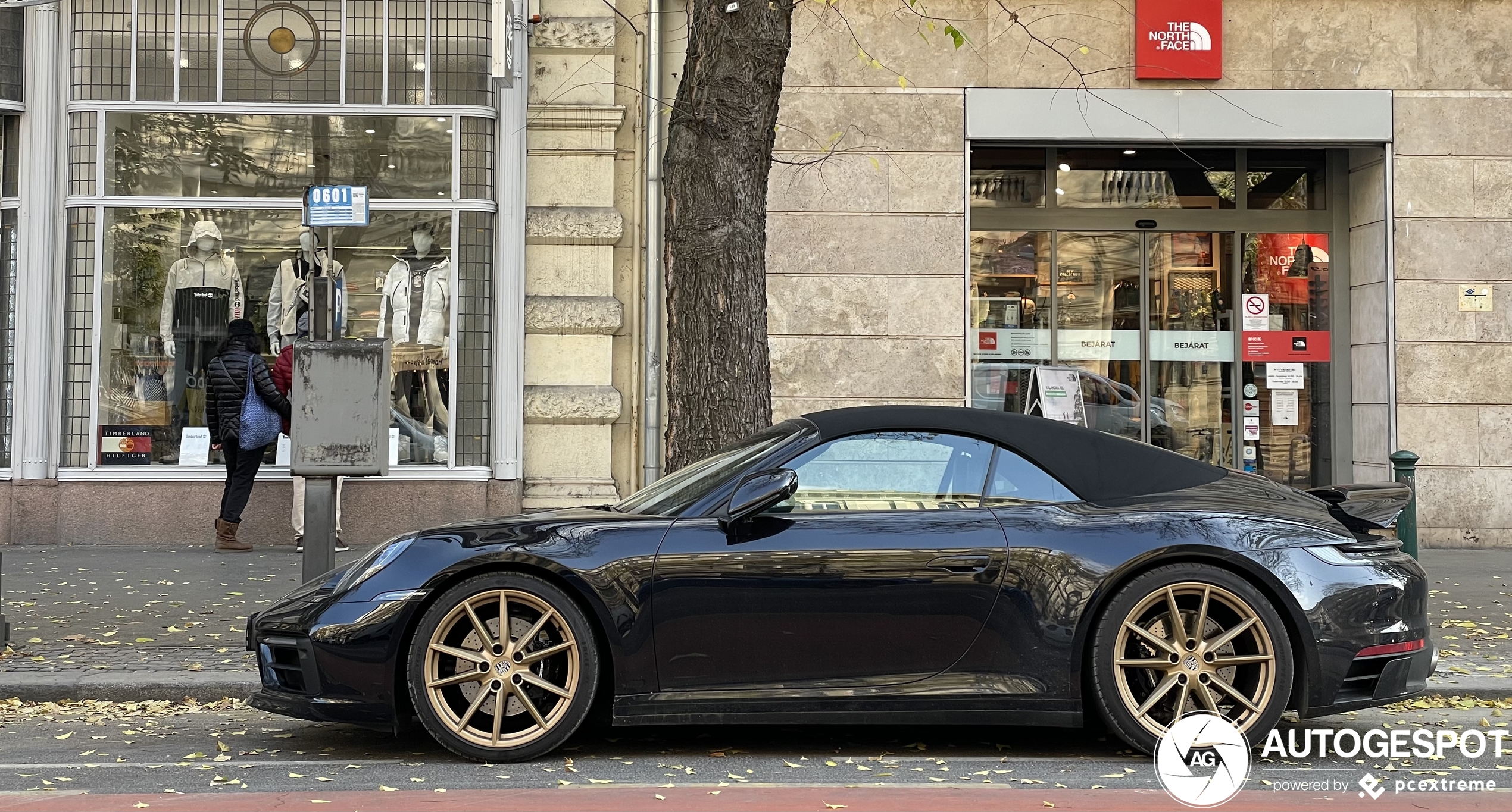 Porsche 992 Carrera 4S Cabriolet