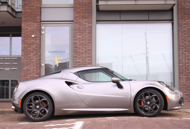 Alfa Romeo 4C Coupé