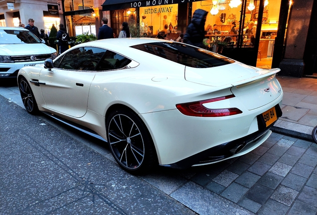 Aston Martin Vanquish 2013