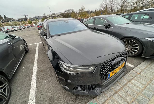 Audi RS6 Avant C7 2015