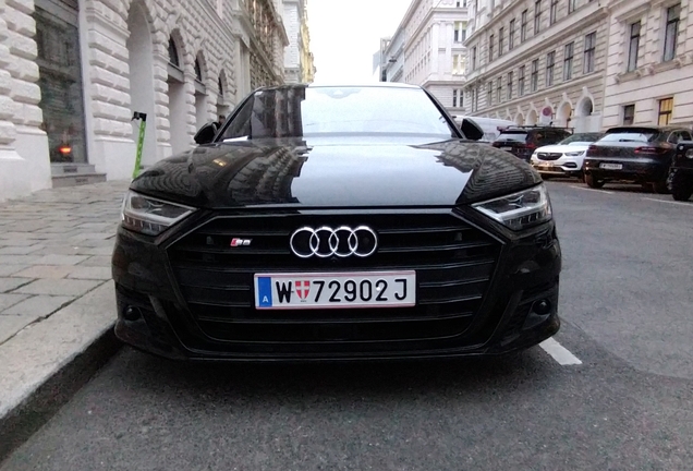 Audi S8 D5