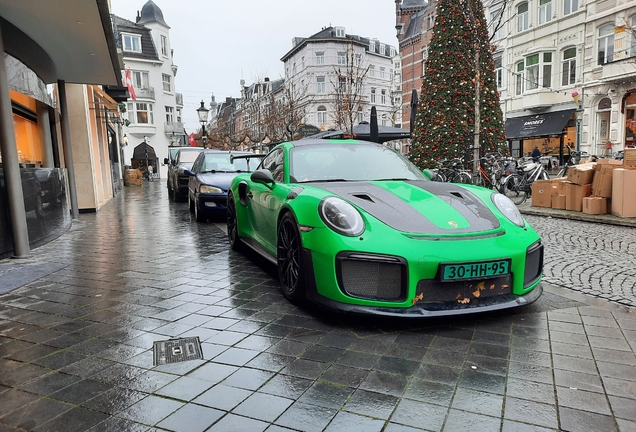 Porsche 991 GT2 RS Weissach Package