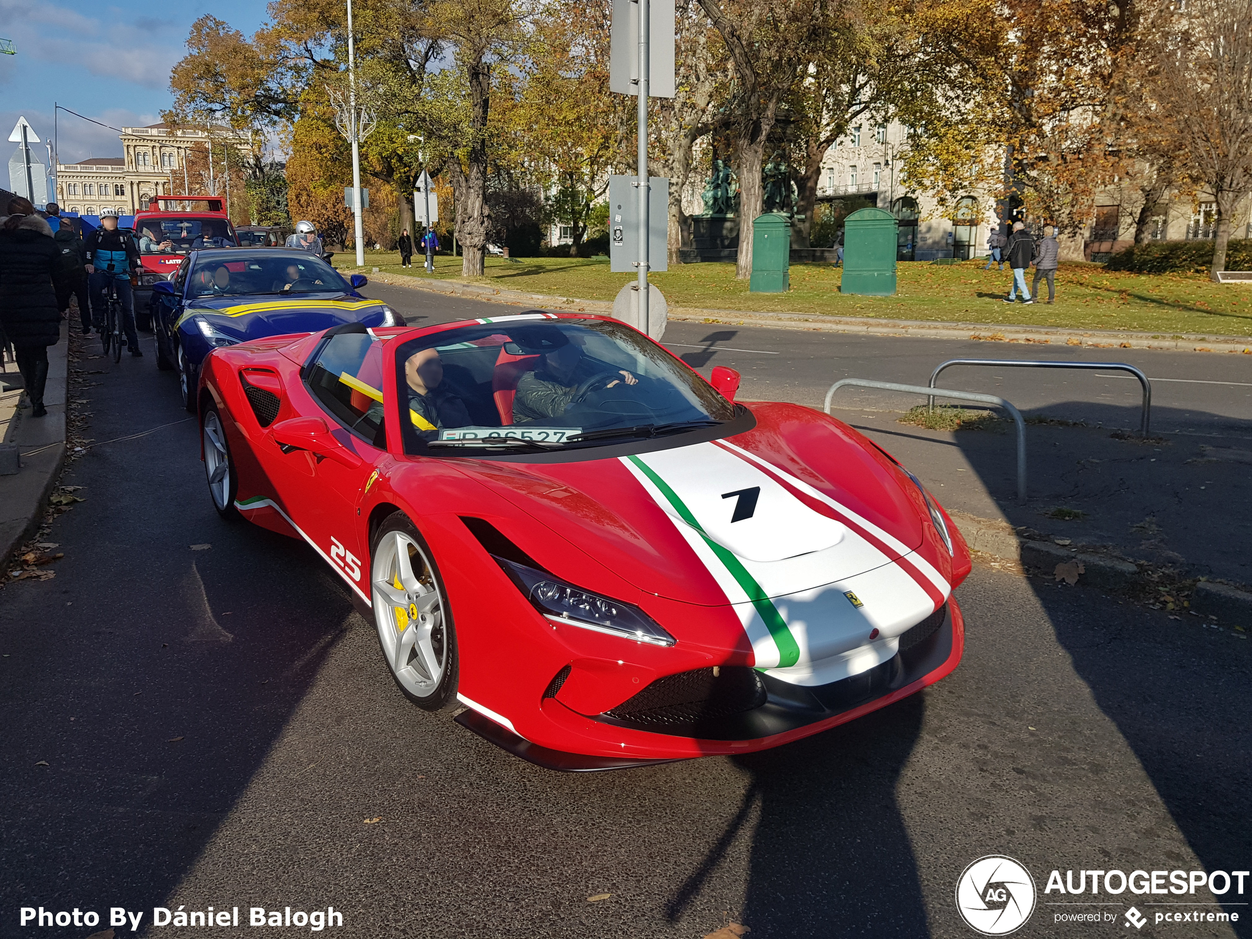 Ferrari F8 Spider wil op zijn broer lijken