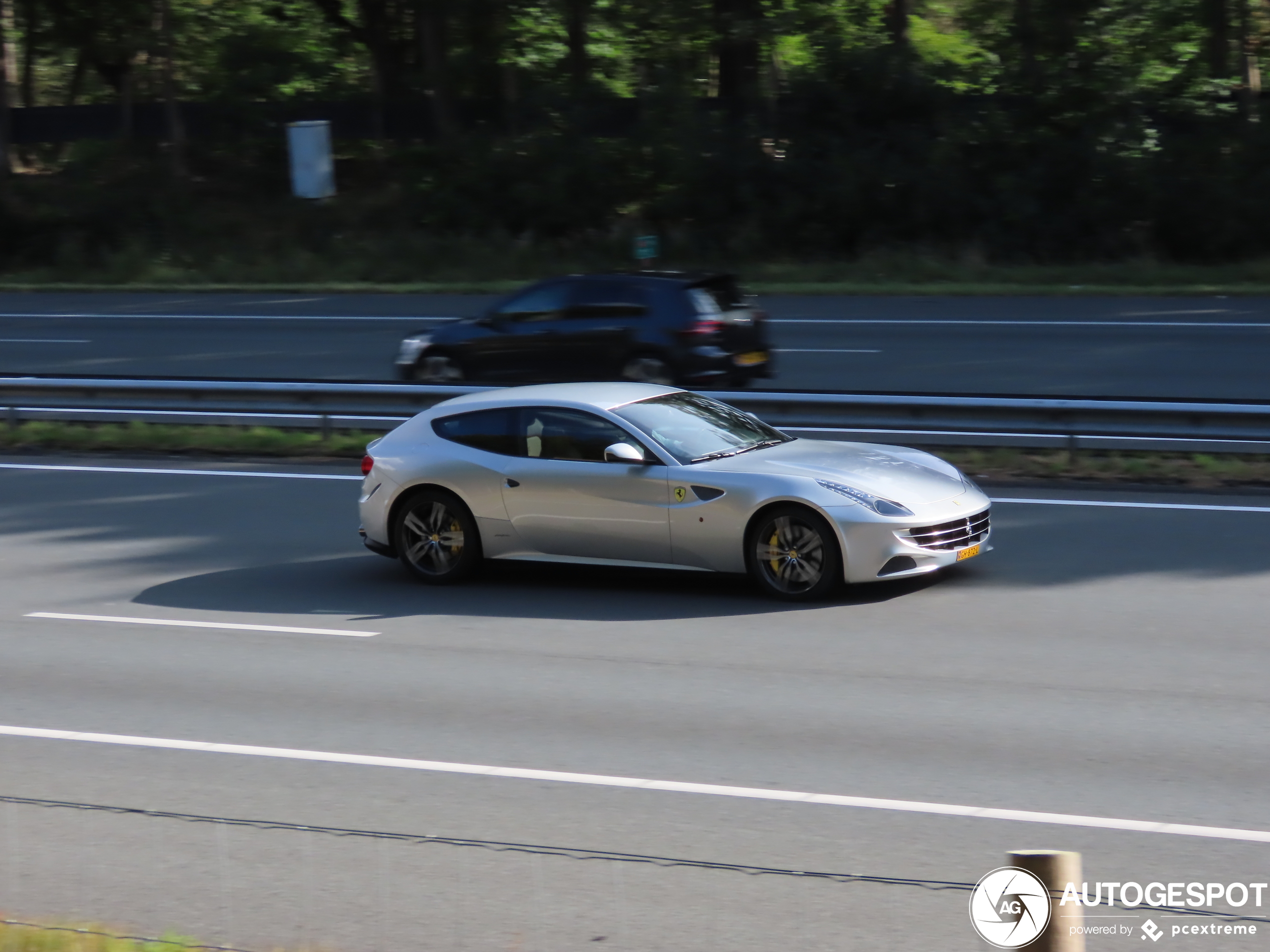 Ferrari FF