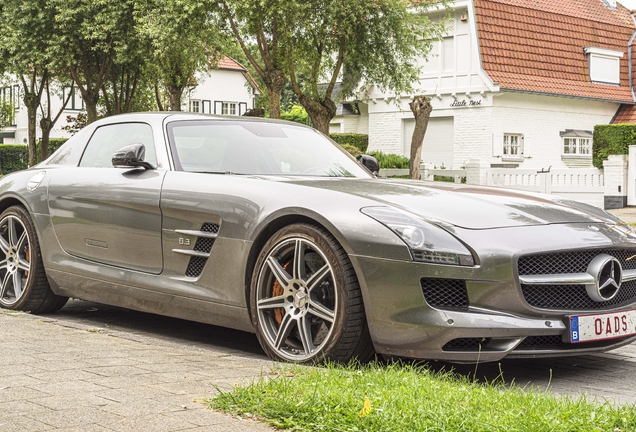 Mercedes-Benz SLS AMG