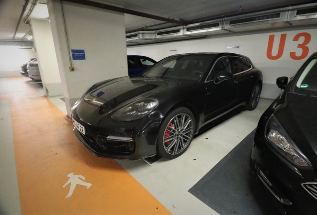 Porsche 971 Panamera Turbo Sport Turismo