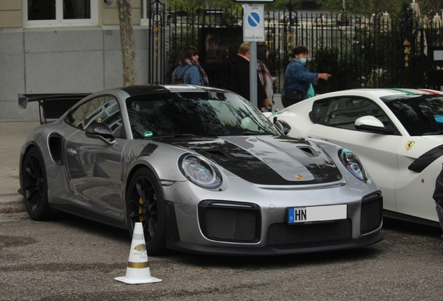 Porsche 991 GT2 RS Weissach Package