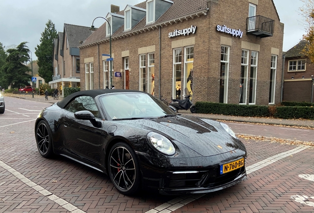 Porsche 992 Carrera S Cabriolet