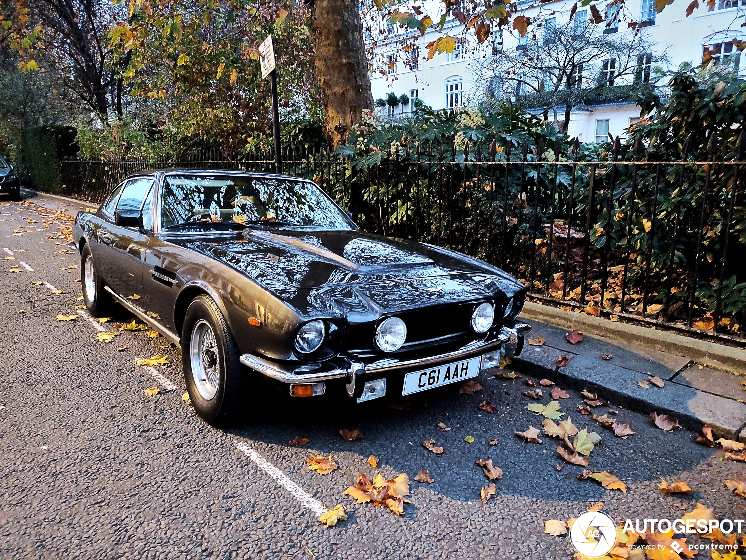 Aston Martin V8 OI / Series 4