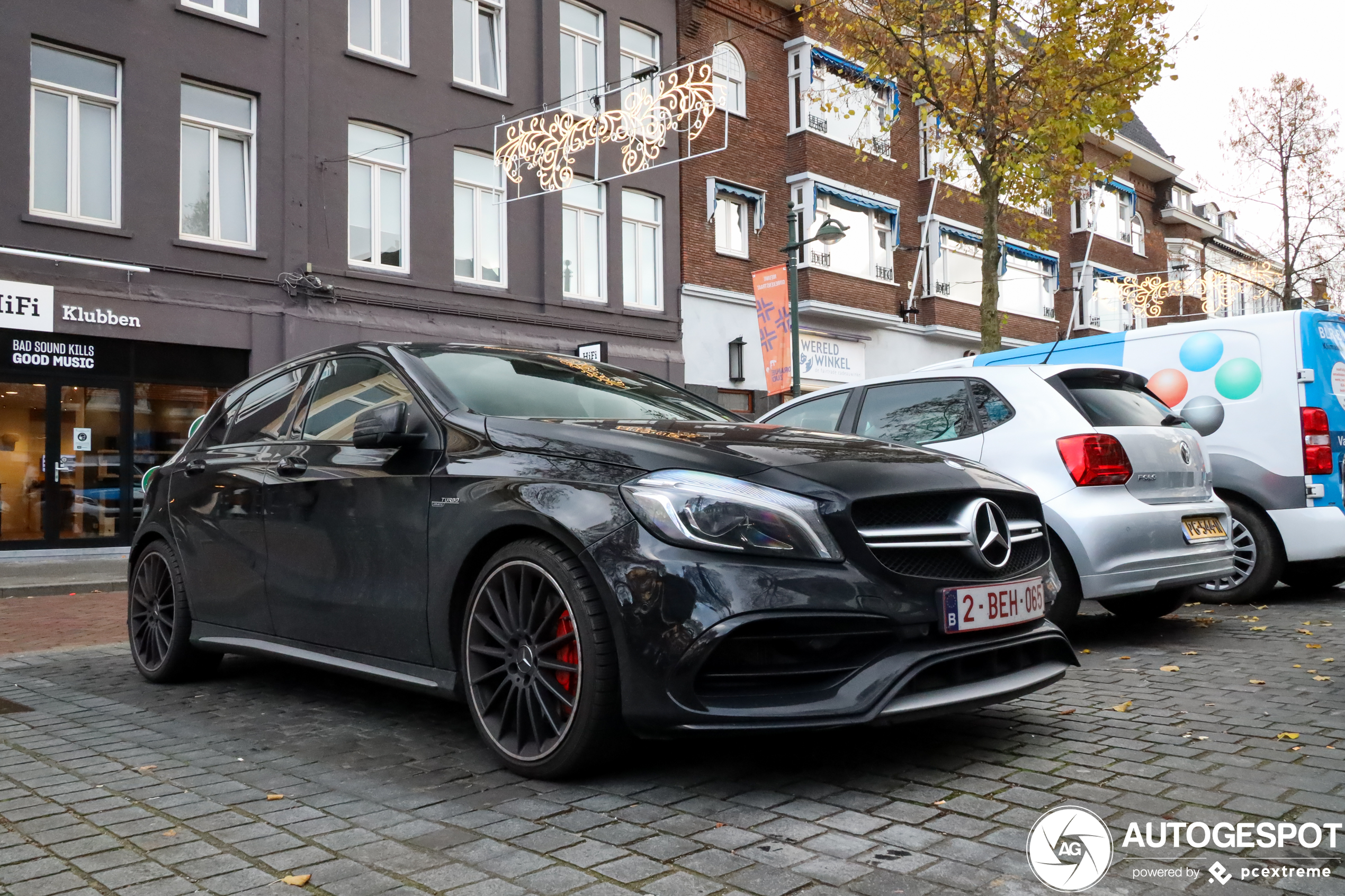 Mercedes-AMG A 45 W176 2015