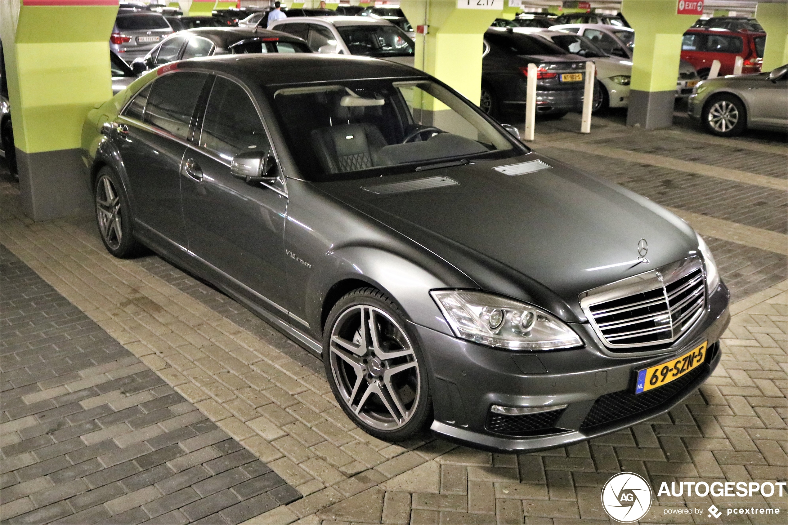 Mercedes-Benz S 65 AMG V221 2010