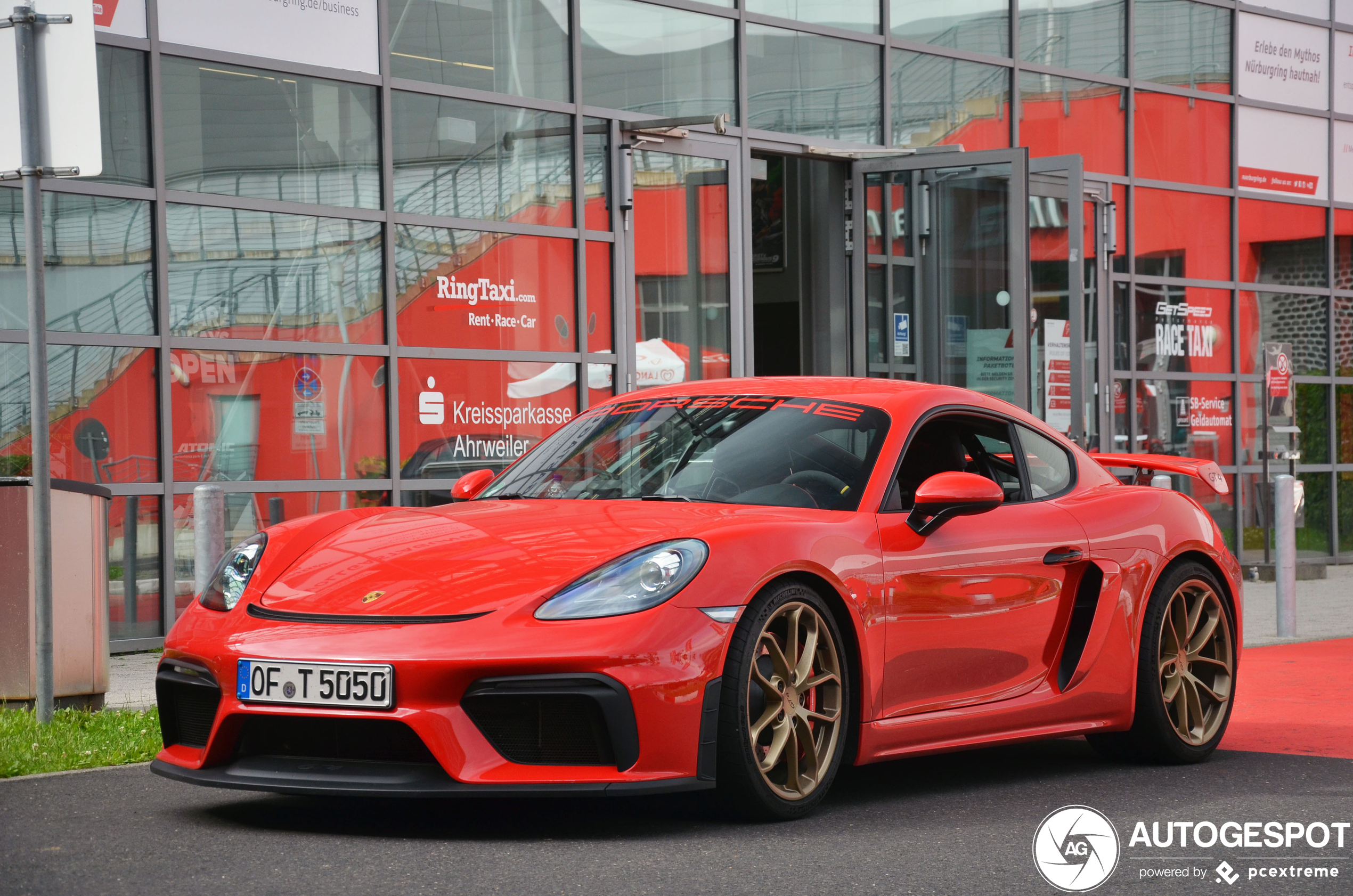 Porsche 718 Cayman GT4