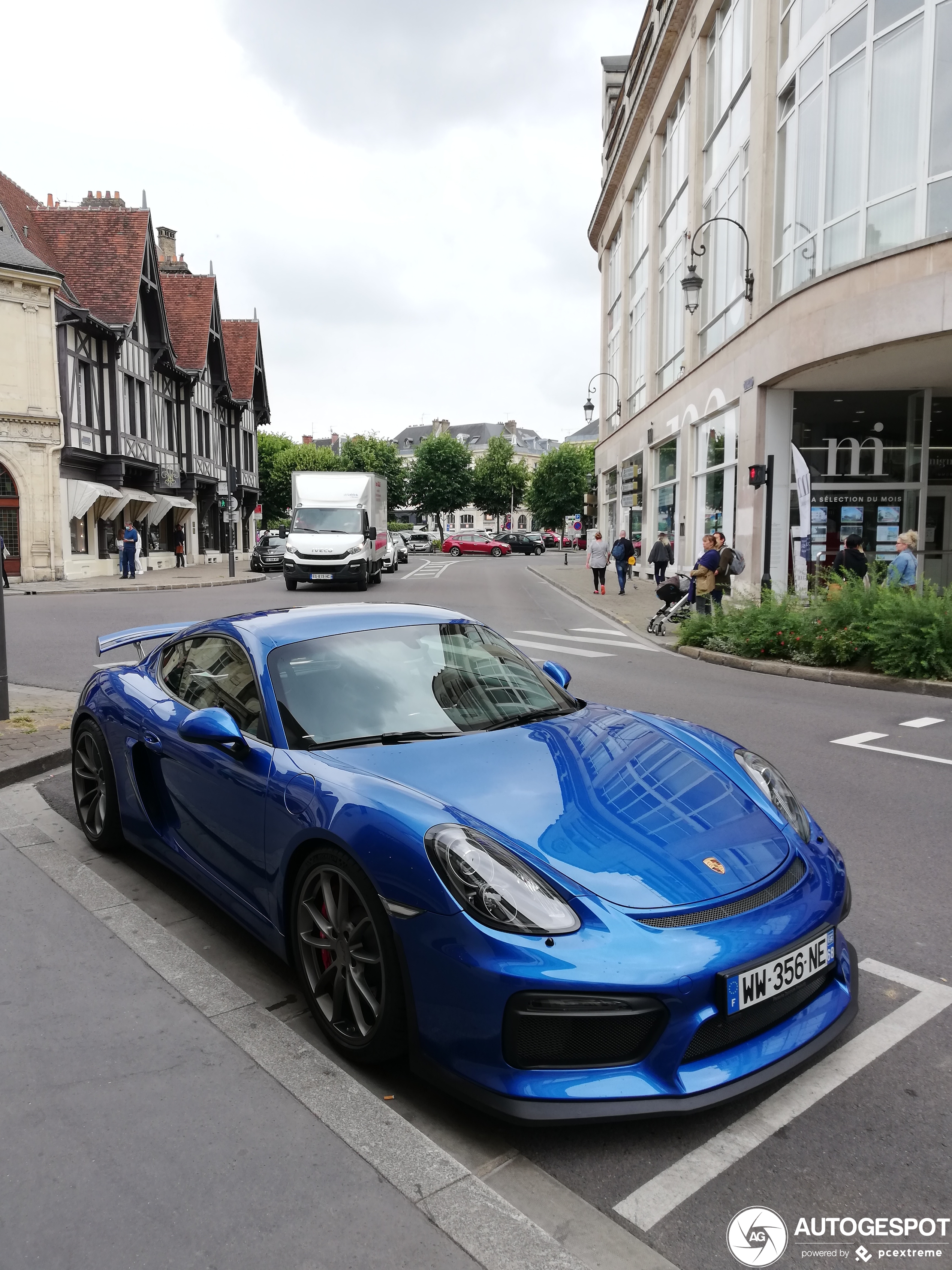 Porsche 981 Cayman GT4