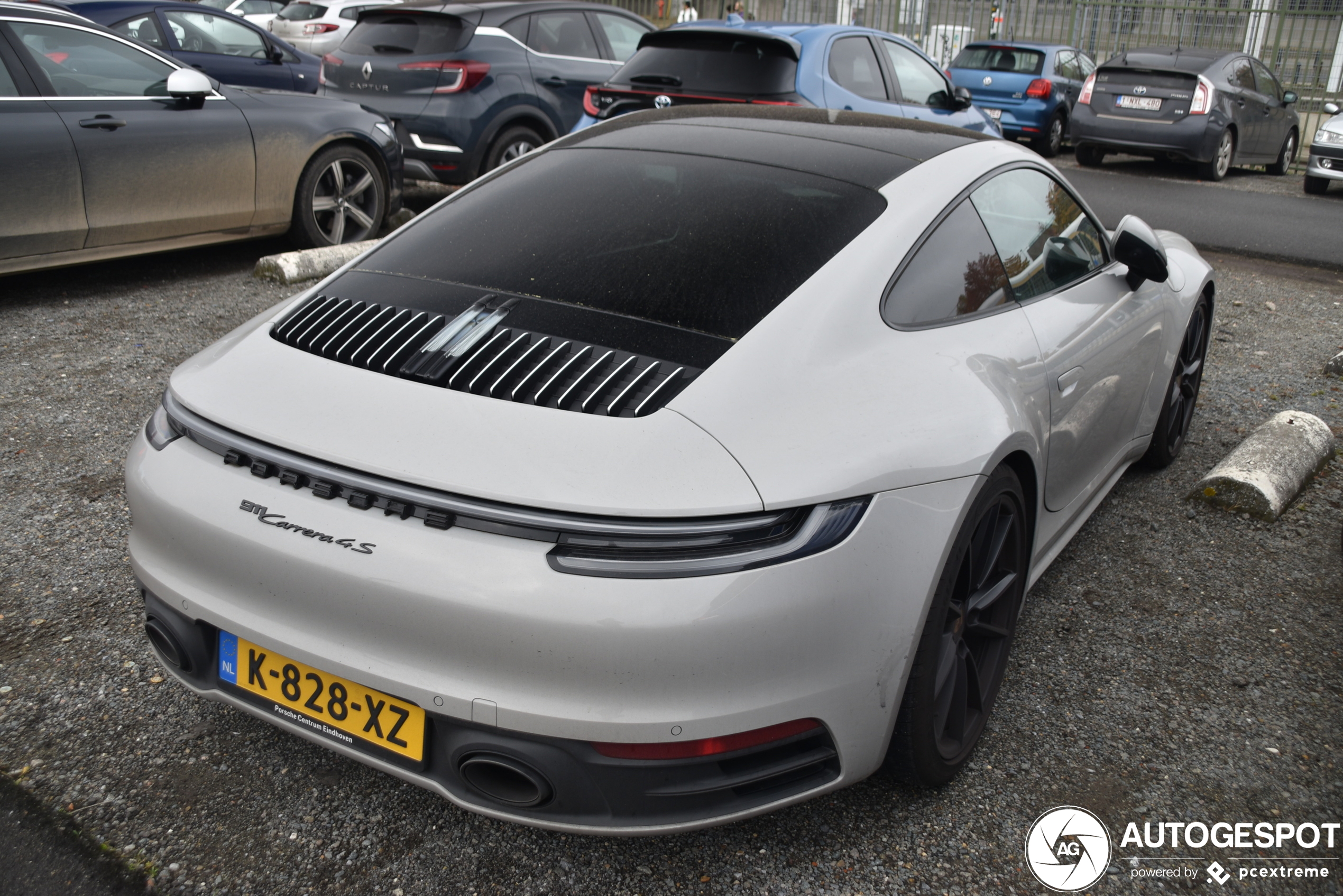 Porsche 992 Carrera 4S