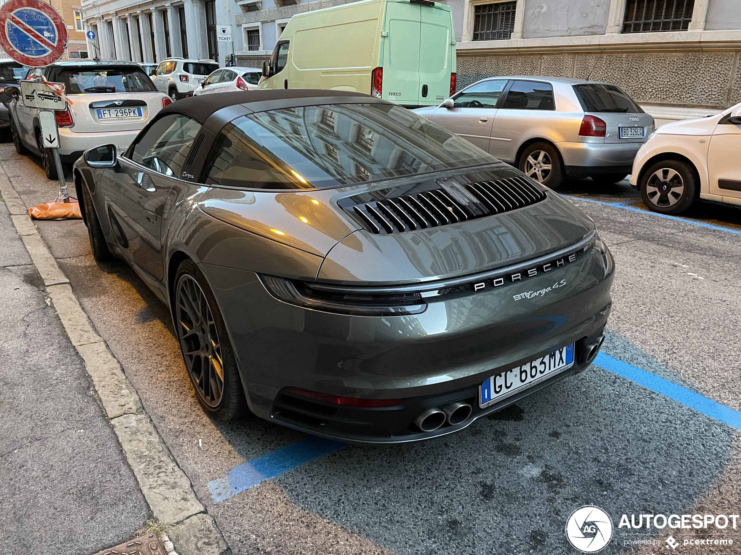 Porsche 992 Targa 4S