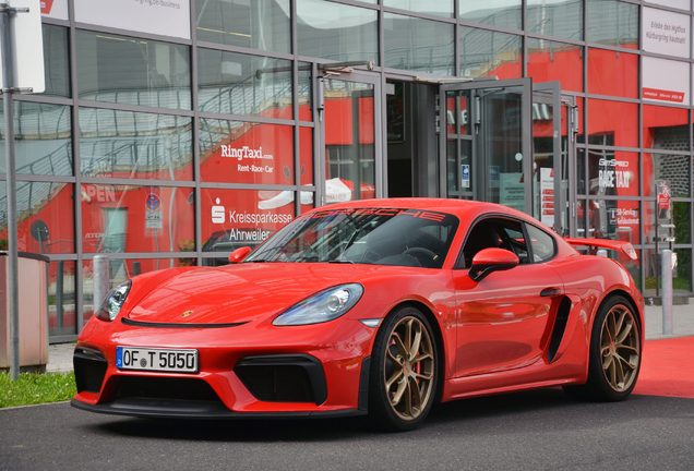 Porsche 718 Cayman GT4