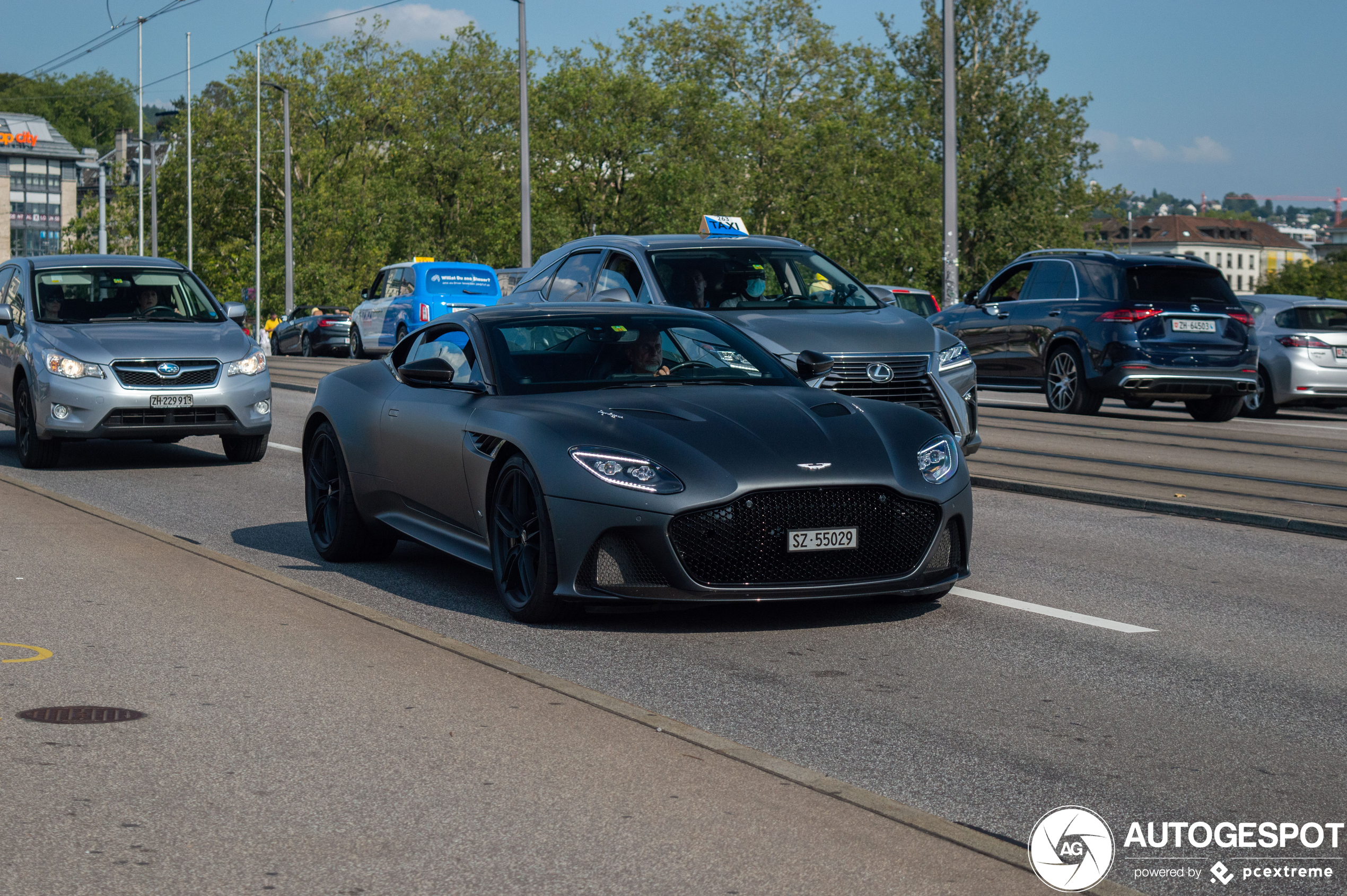 Aston Martin DBS Superleggera