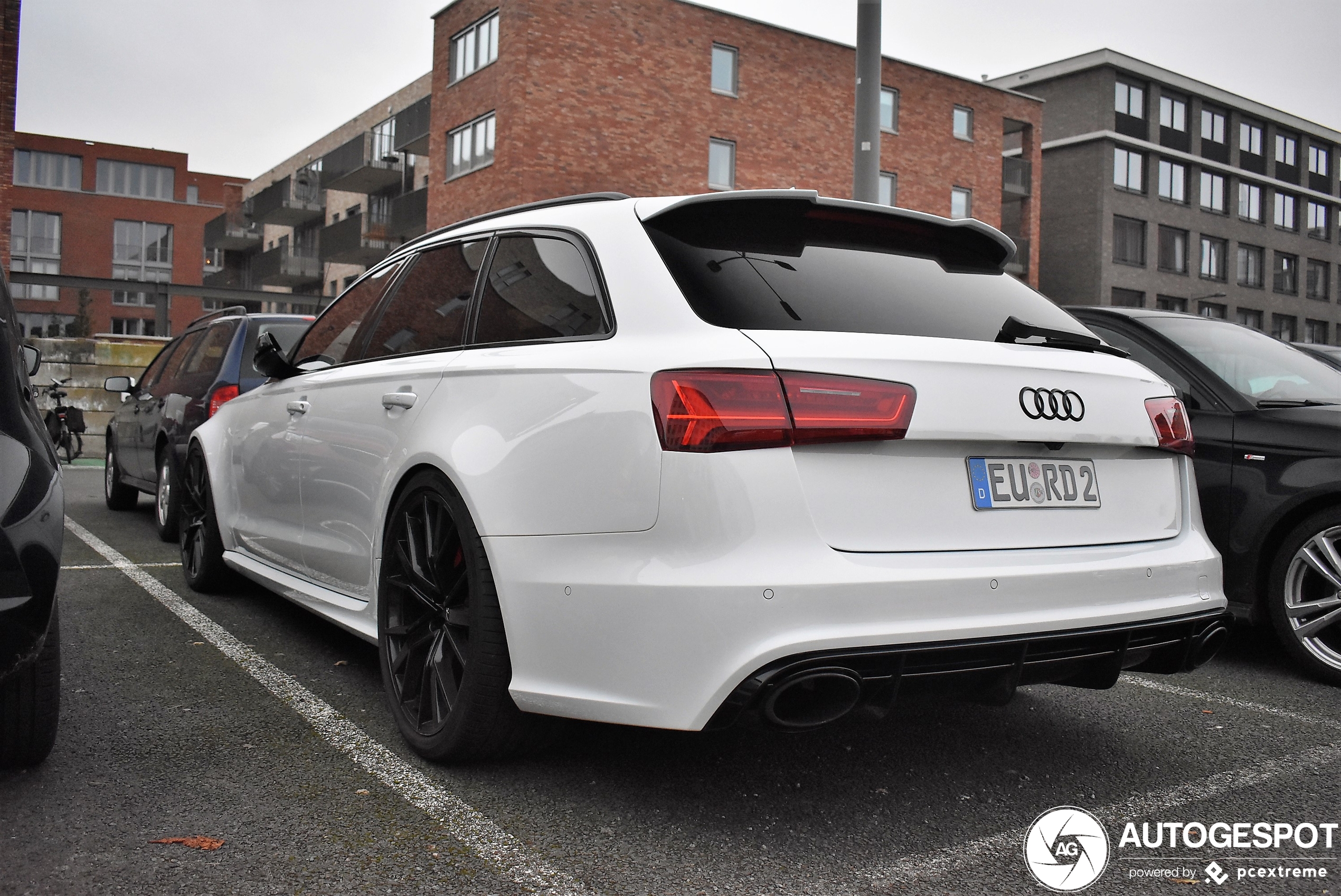 Audi RS6 Avant C7 2015