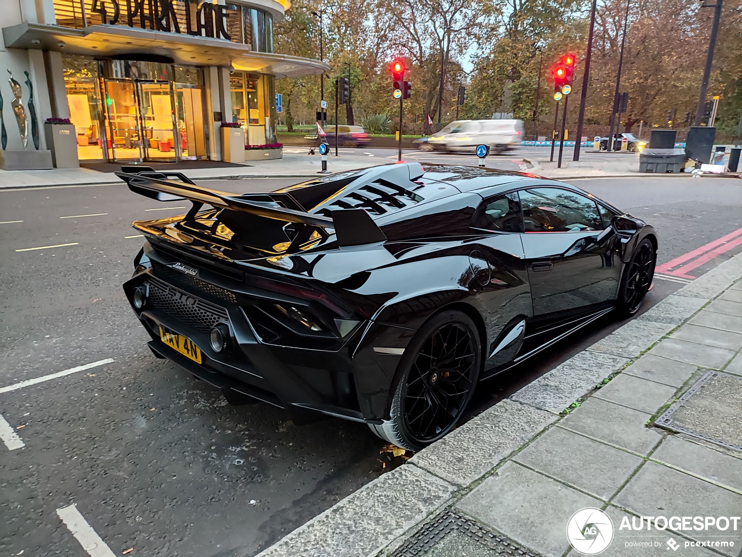 Lamborghini Huracán LP640-2 STO