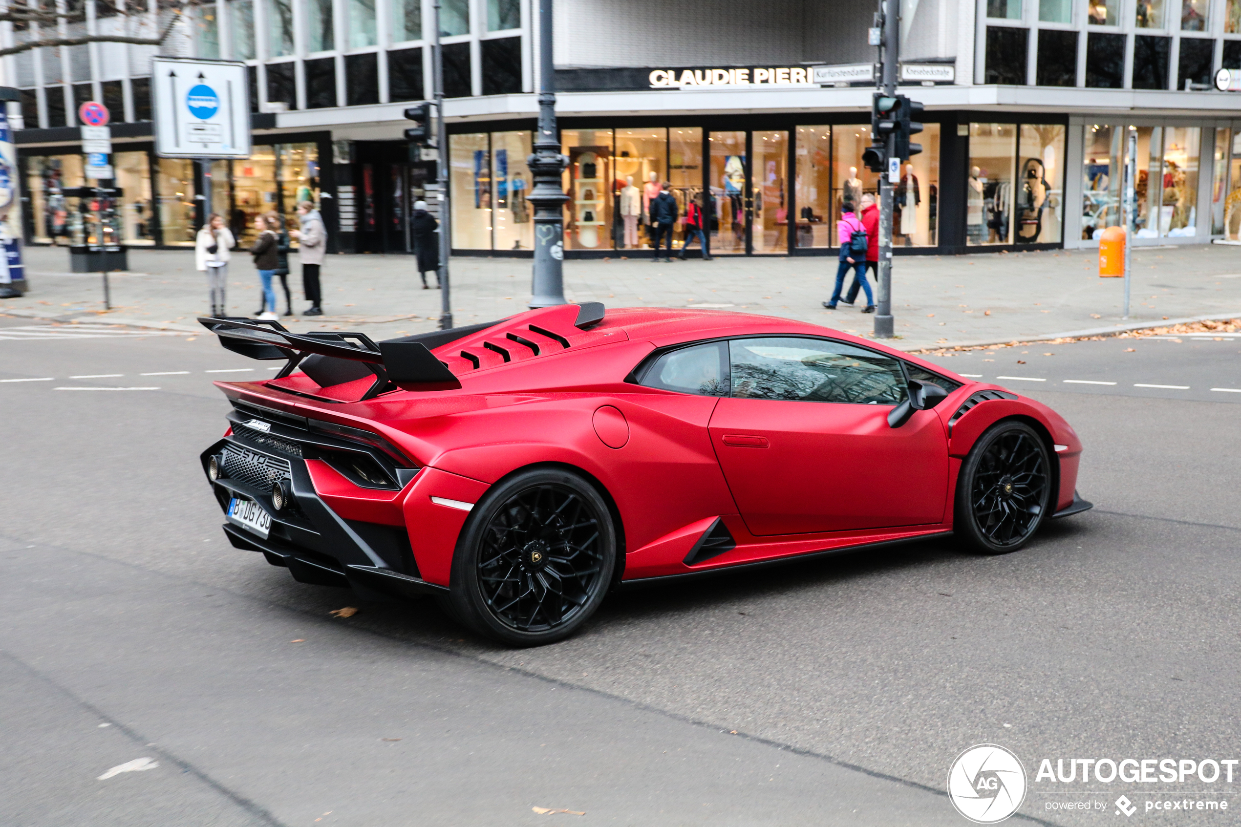 Lamborghini Huracán LP640-2 STO