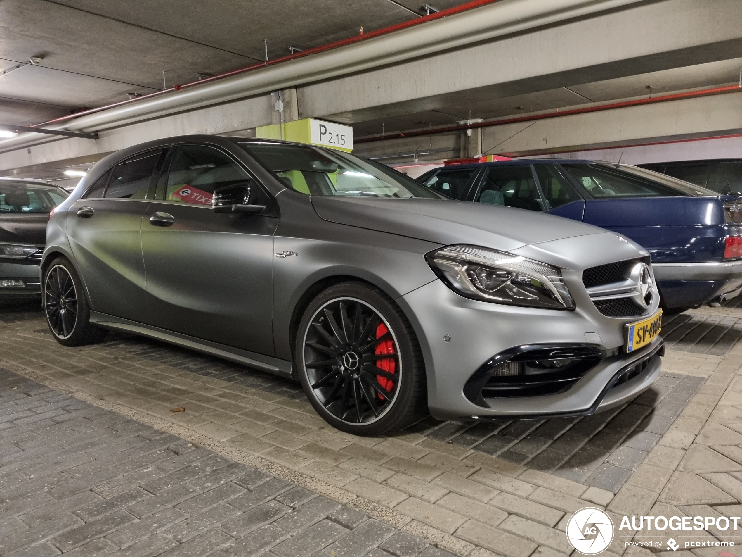 Mercedes-AMG A 45 W176 2015