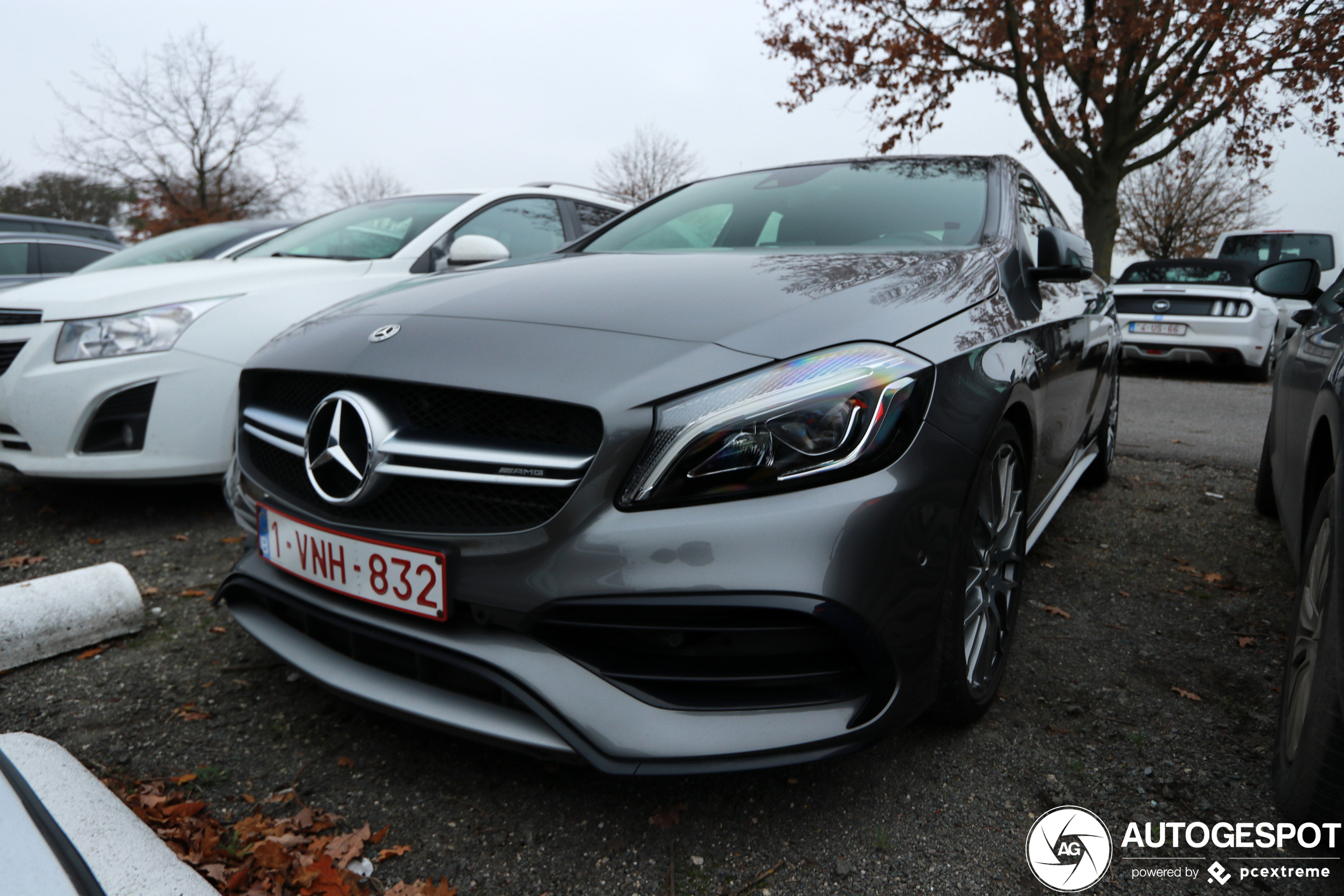 Mercedes-AMG A 45 W176 2015