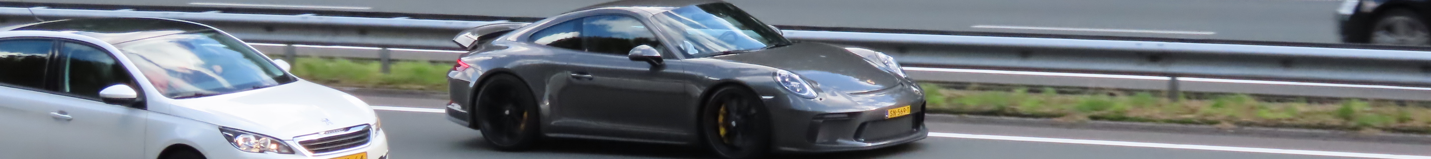 Porsche 991 GT3 Touring