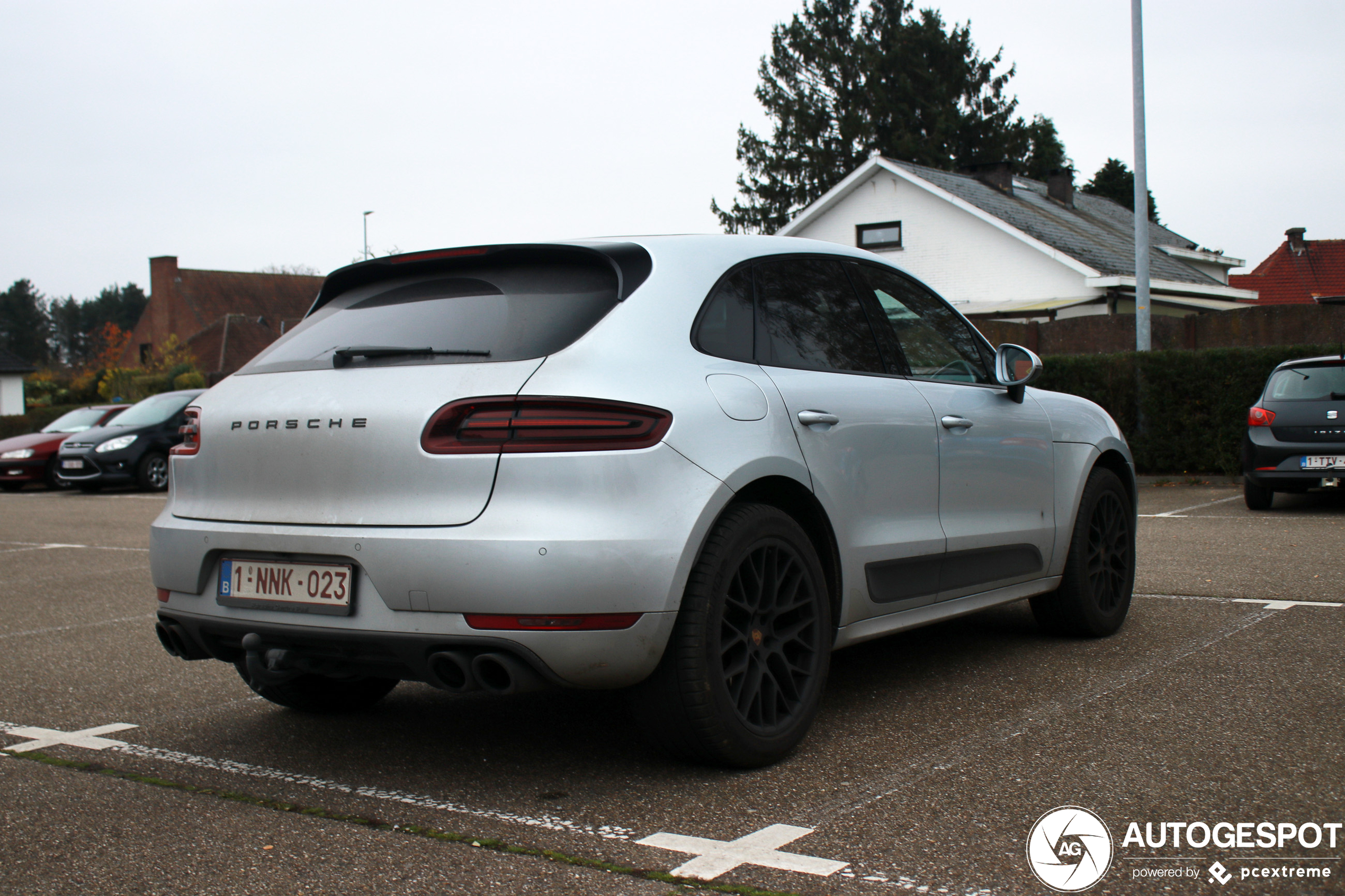 Porsche 95B Macan GTS