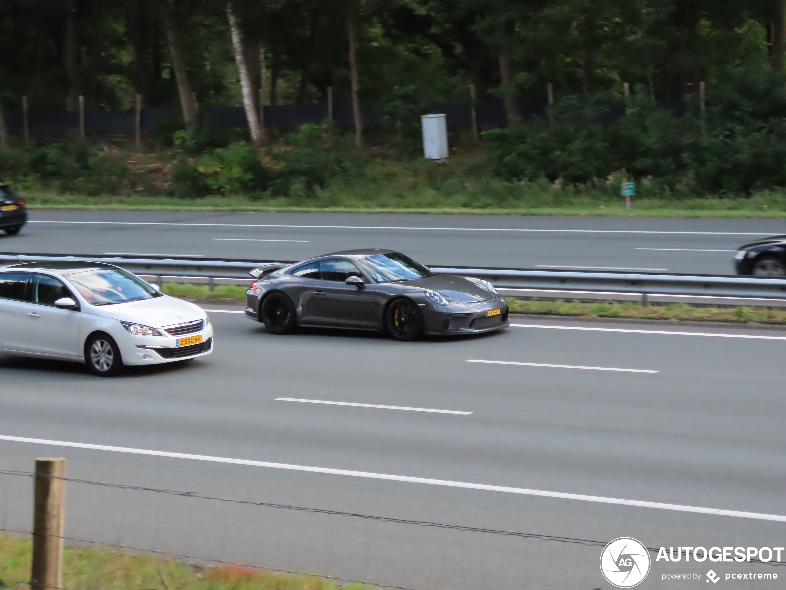 Porsche 991 GT3 Touring