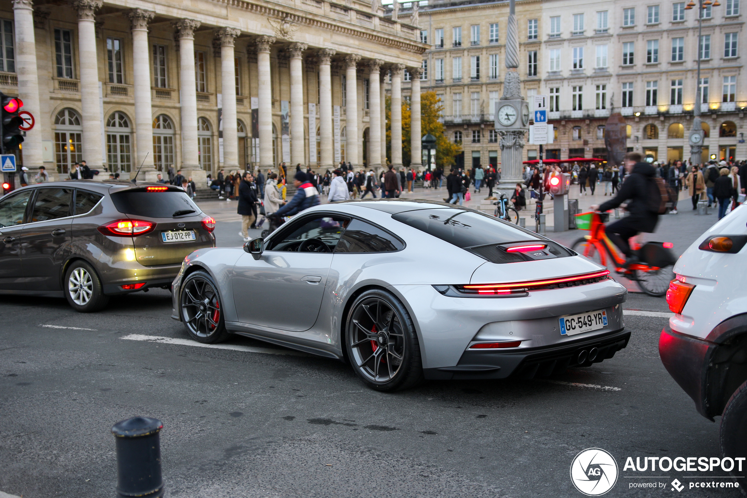 Porsche 992 GT3 Touring