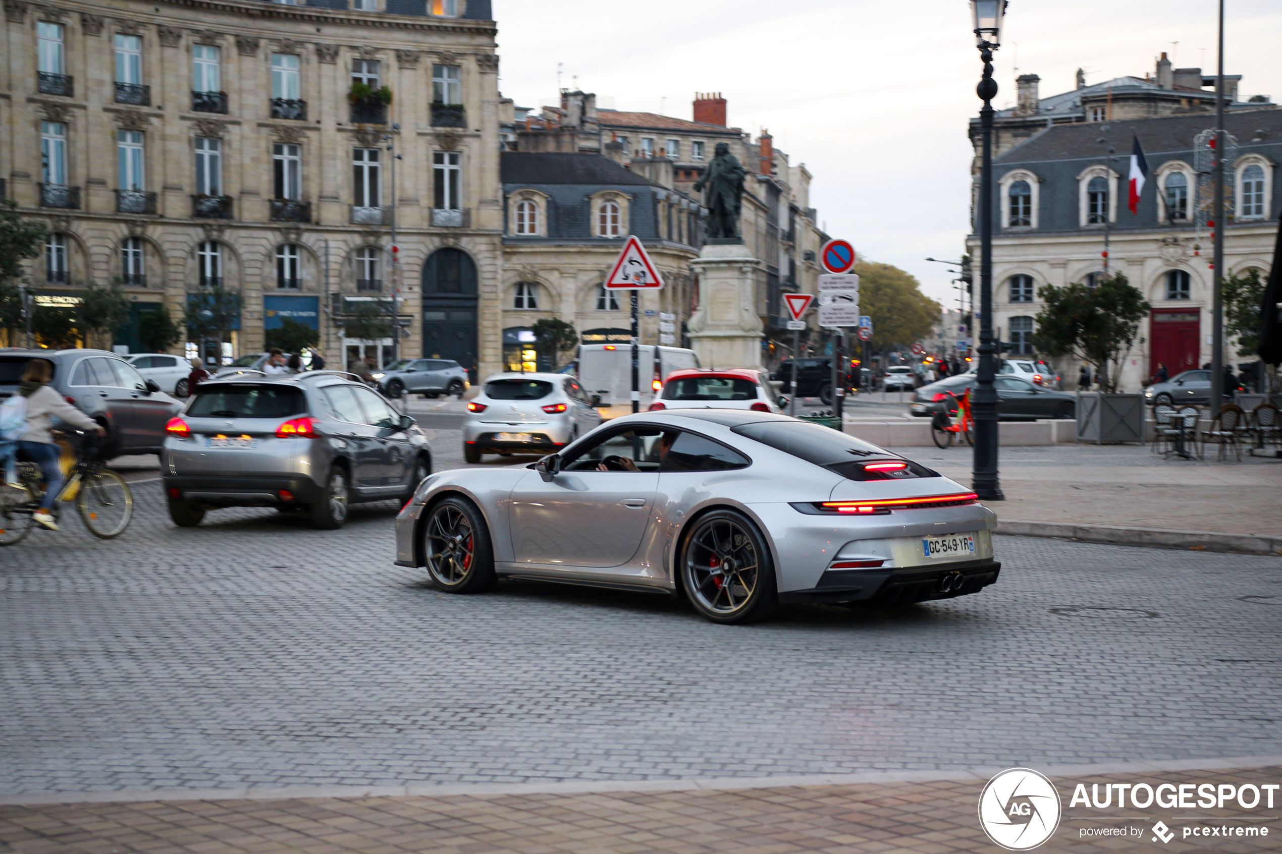 Bootylicious: Porsche 992 GT3 Touring
