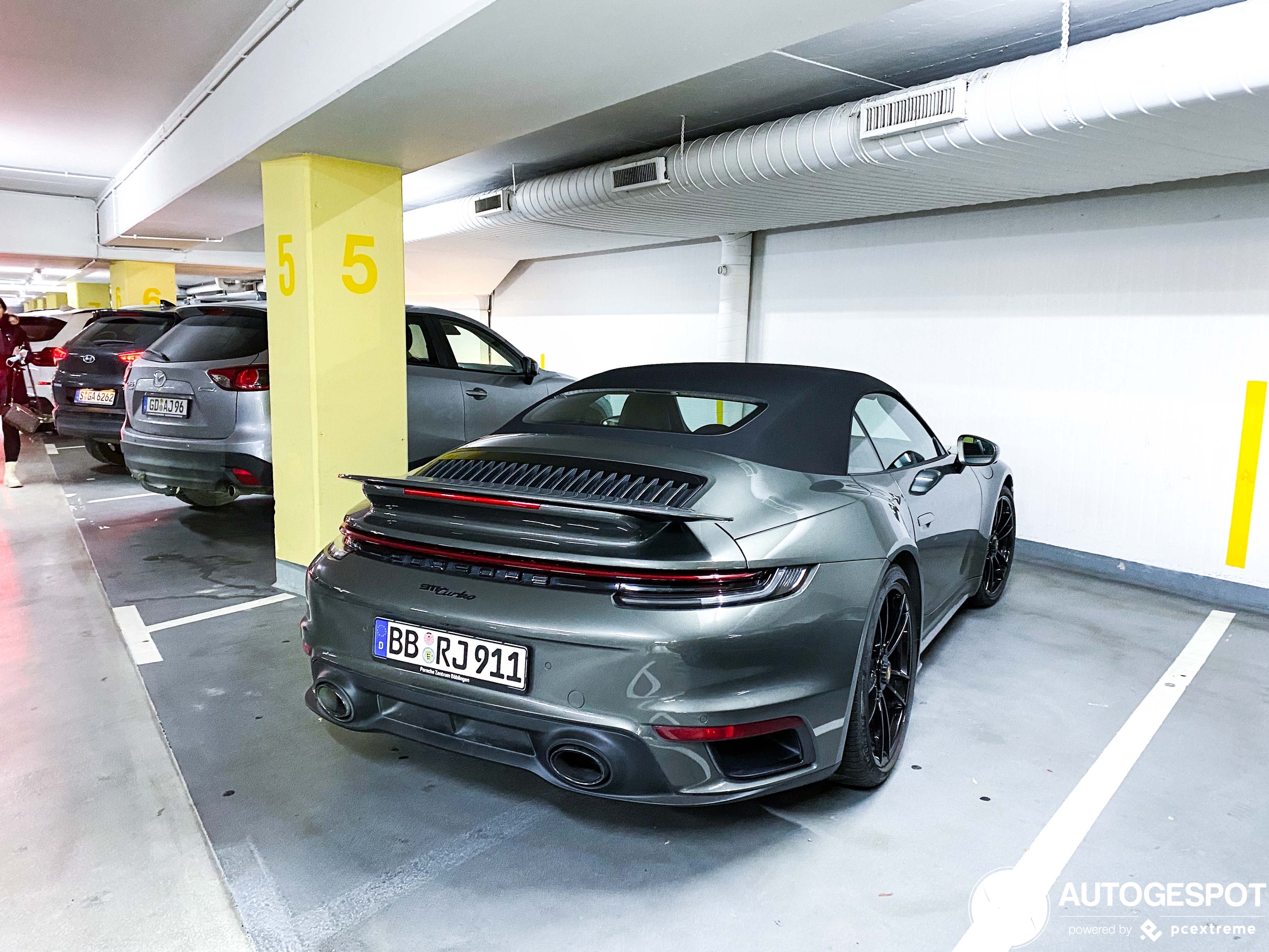 Porsche 992 Turbo Cabriolet