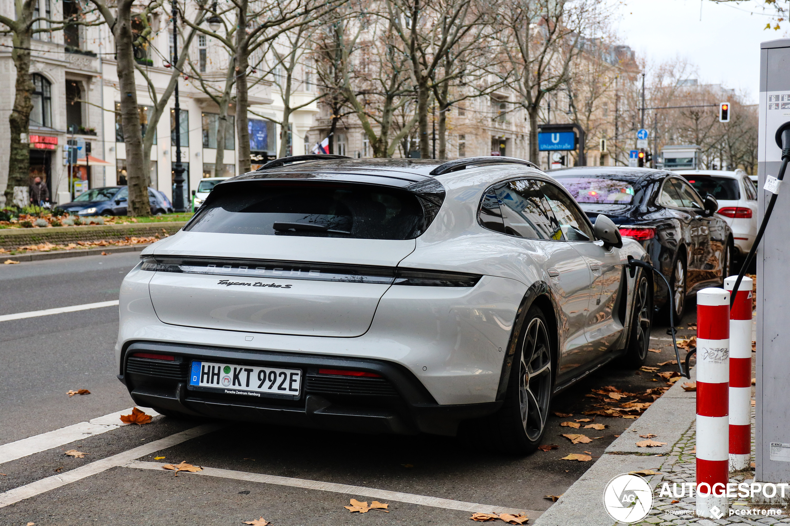 Porsche Taycan Turbo S Cross Turismo