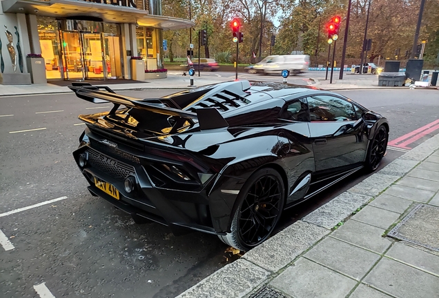 Lamborghini Huracán LP640-2 STO