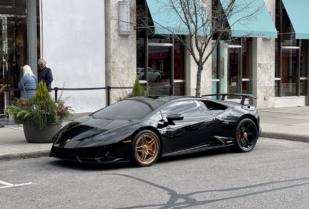 Lamborghini Huracán LP640-4 EVO