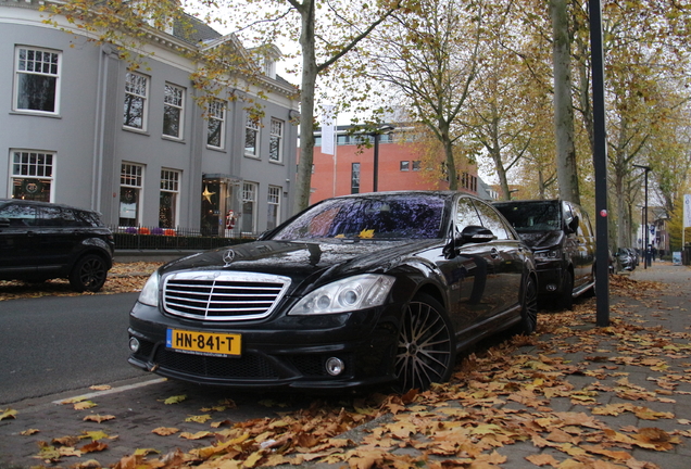 Mercedes-Benz S 63 AMG W221