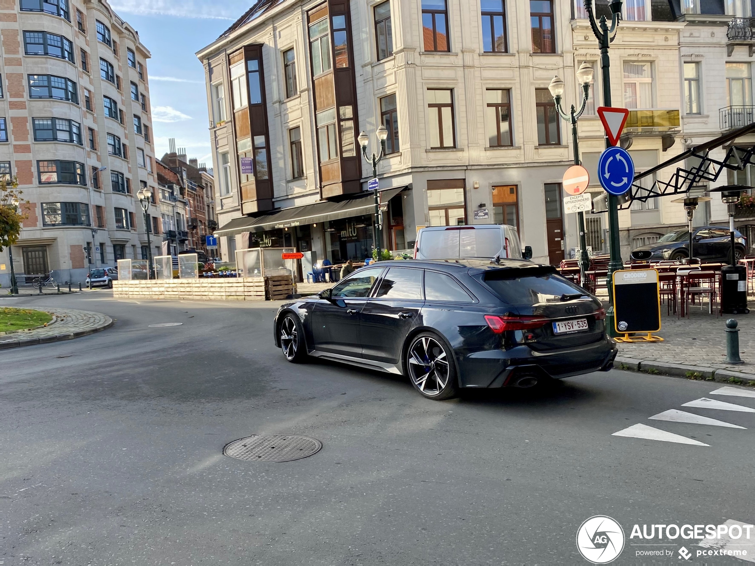 Audi RS6 Avant C8