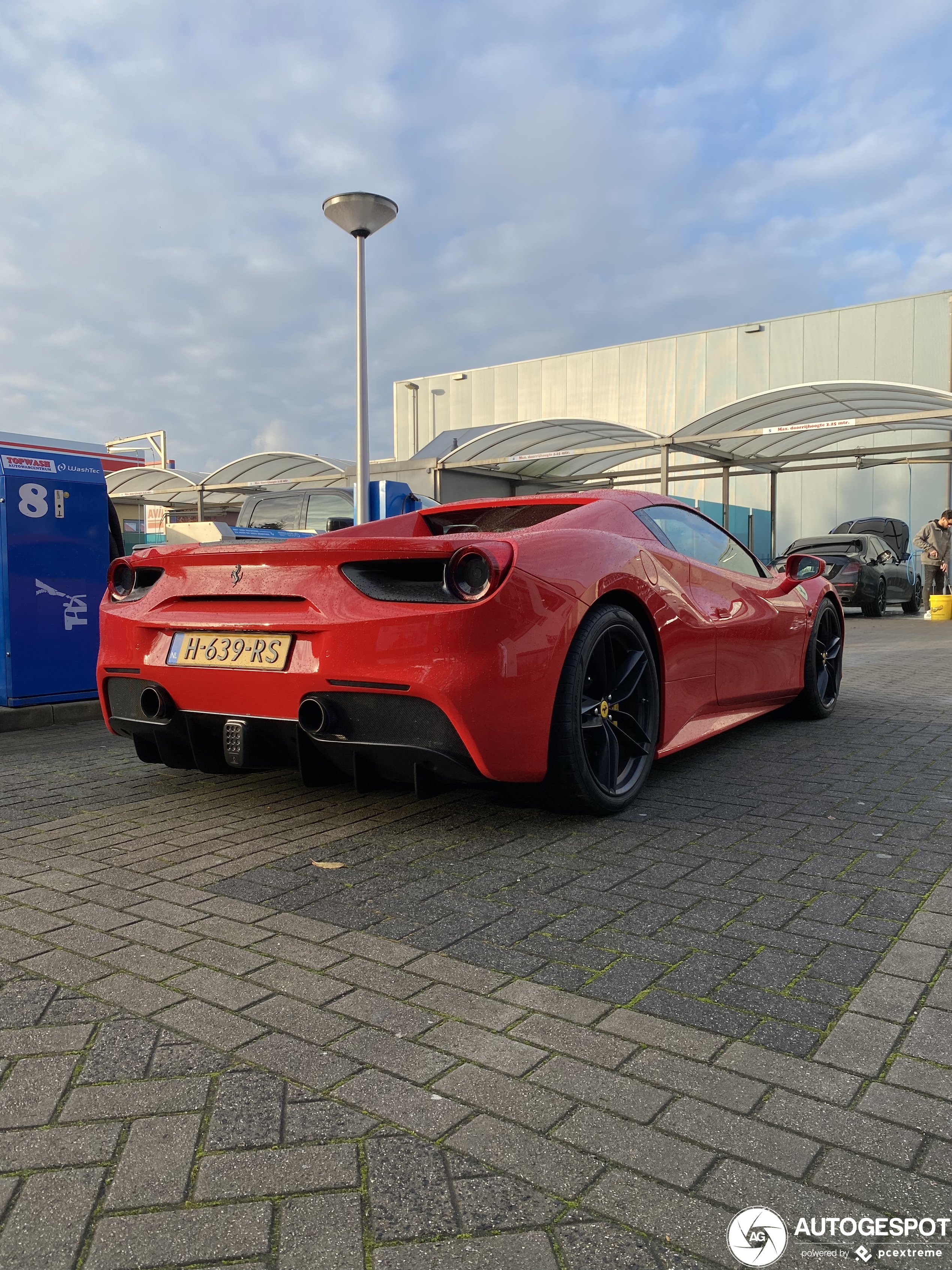 Ferrari 488 Spider