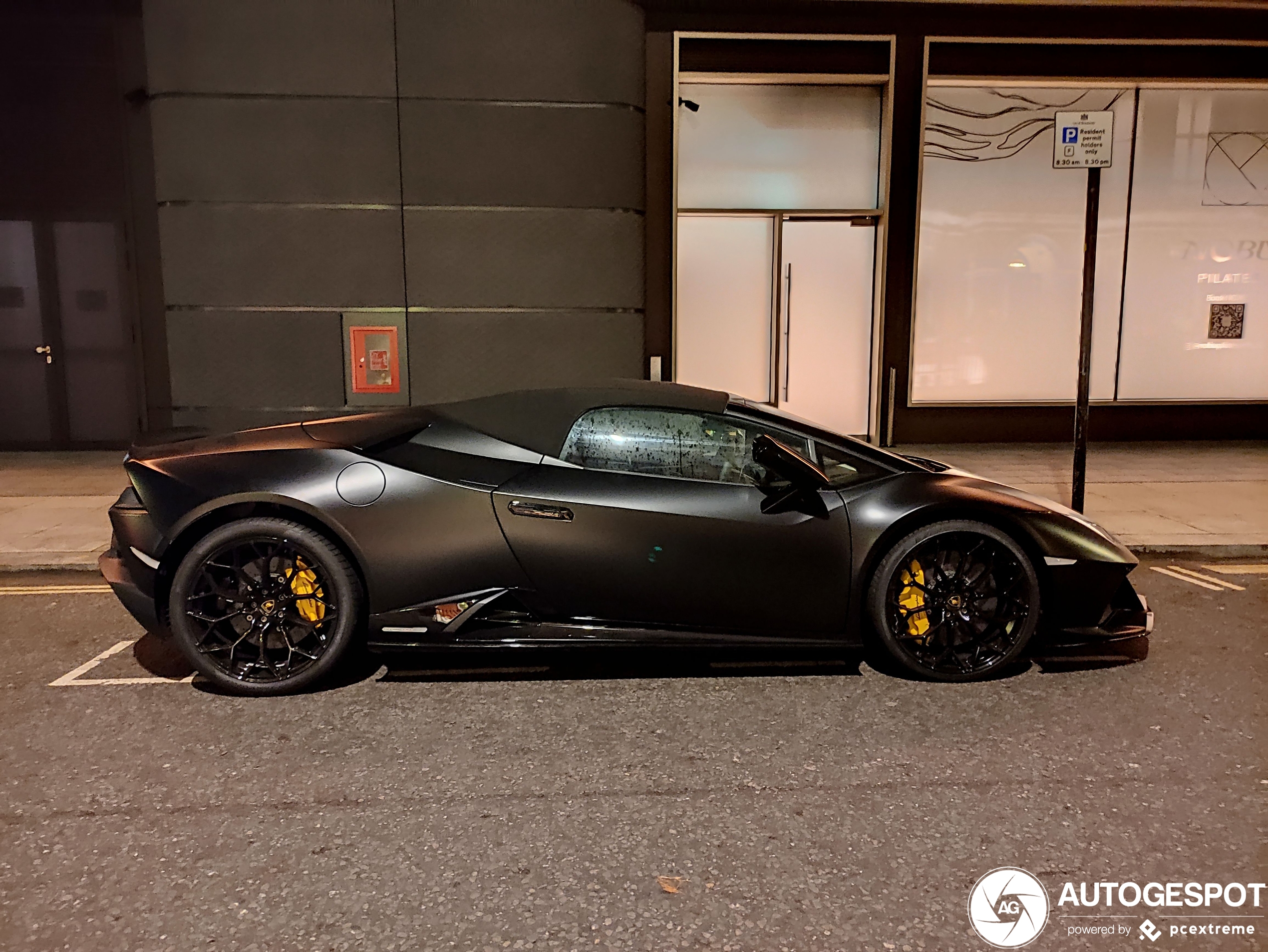 Lamborghini Huracán LP640-4 EVO Spyder