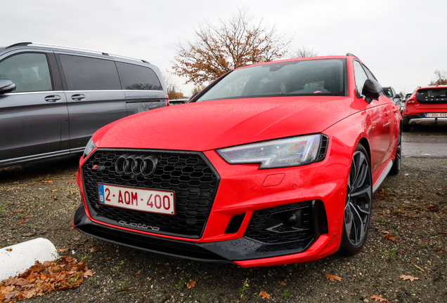 Audi RS4 Avant B9