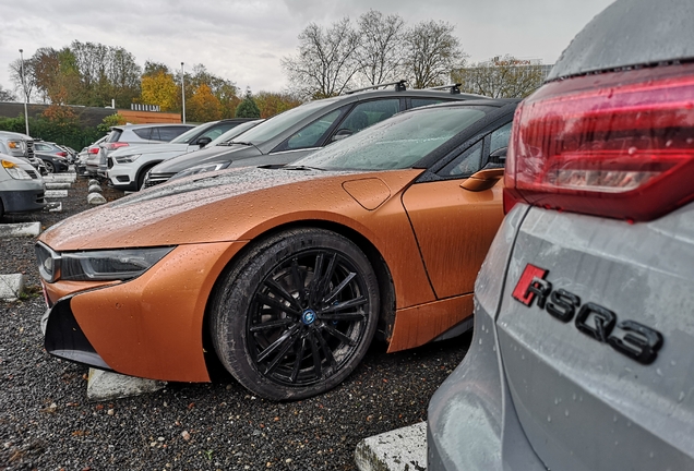 BMW i8 Roadster