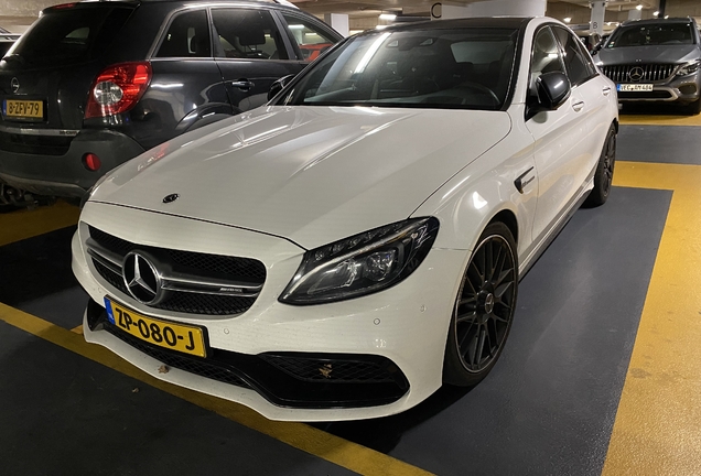 Mercedes-AMG C 63 S W205