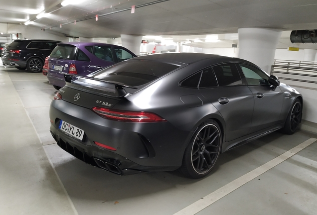 Mercedes-AMG GT 63 S X290