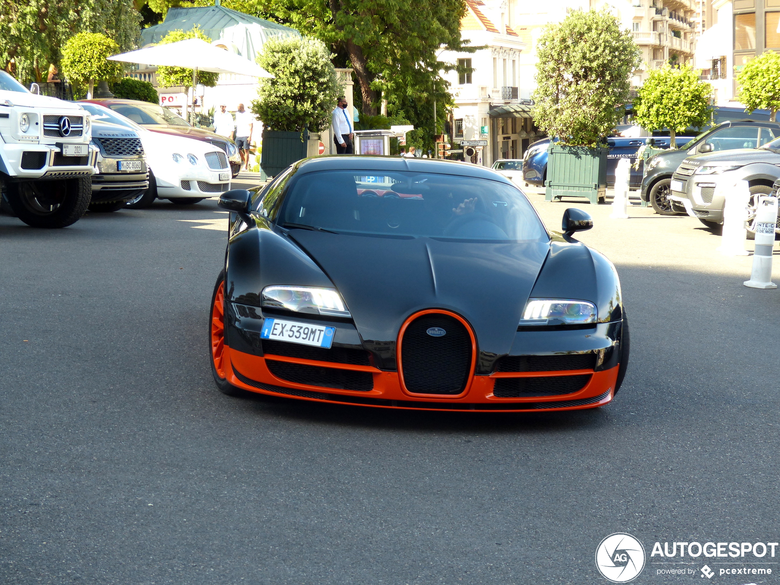 Bugatti Veyron 16.4 Super Sport L'Edition Spéciale Record du Monde