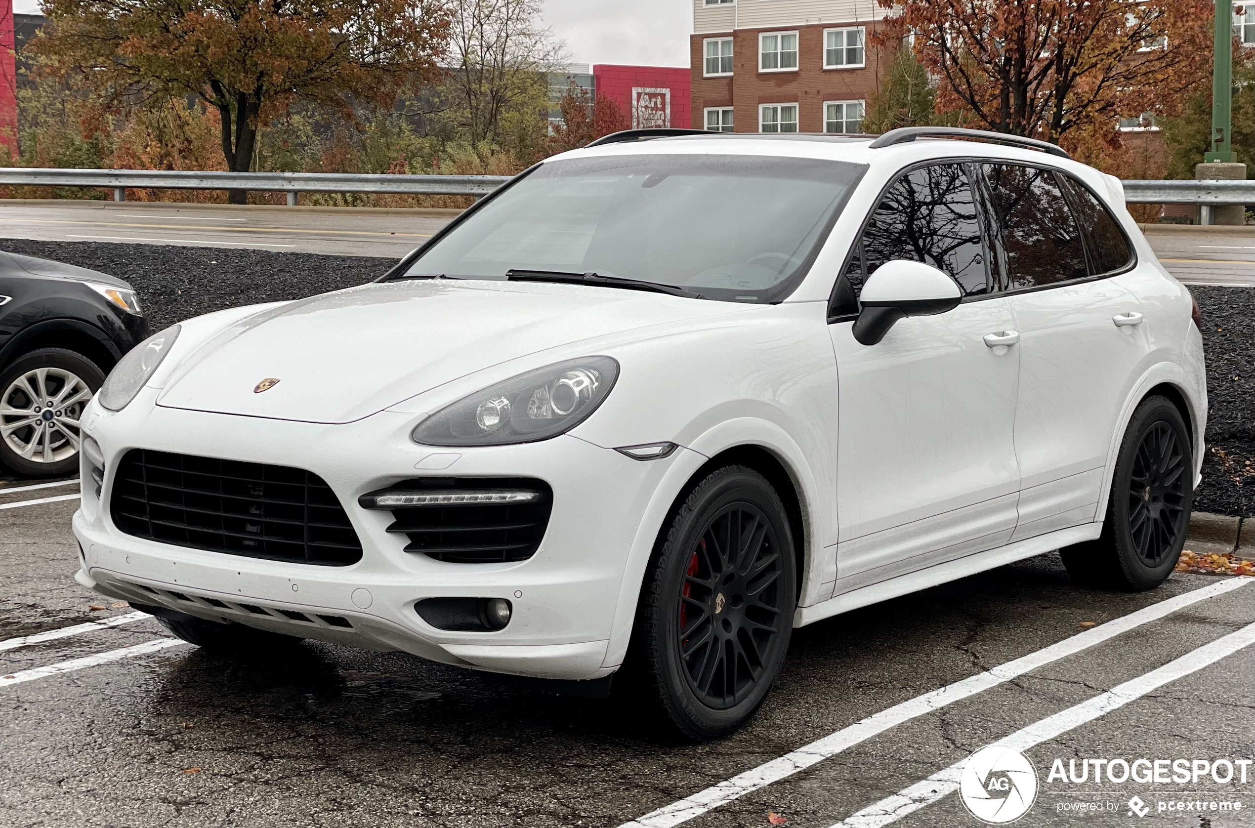 Porsche 958 Cayenne GTS