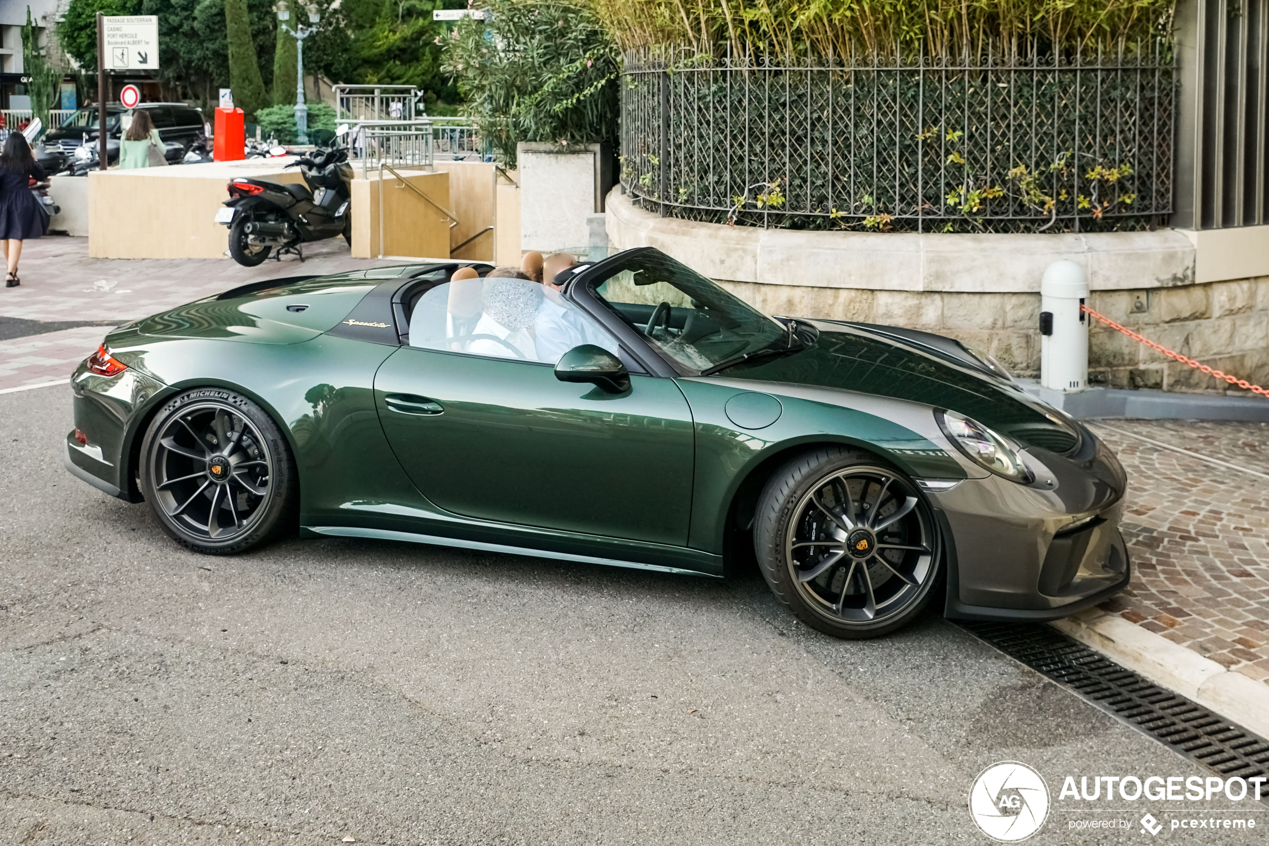 Porsche 991 Speedster Heritage Package