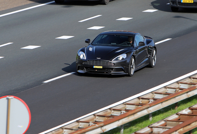 Aston Martin Vanquish 2013